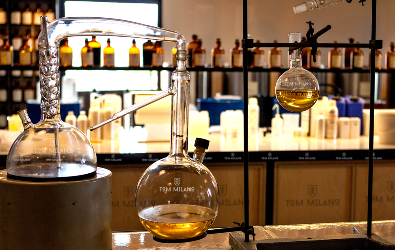 Tom Milano perfume making blog image